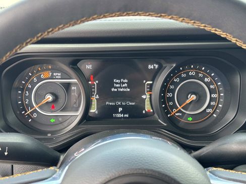 Used 2024 Jeep Wrangler Unlimited Sahara AWD/4WD image 30