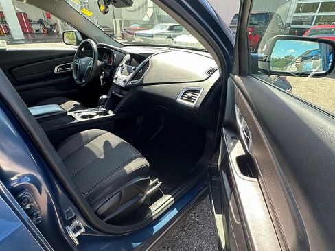 Used 2017 GMC Terrain SLE AWD/4WD image 22