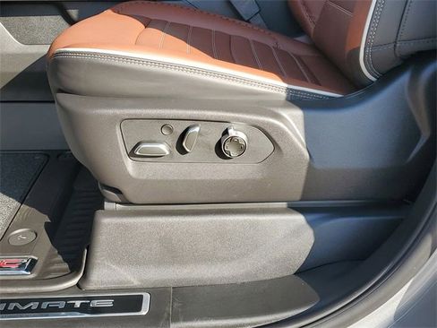 New 2025 GMC Sierra 2500 Denali Ultimate image 14