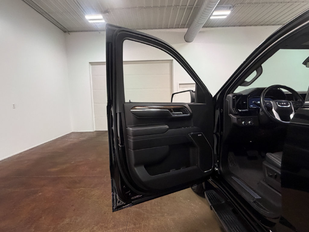 Used 2024 GMC Sierra 1500 Elevation w/ Elevation Premium Package AWD/4WD image 58