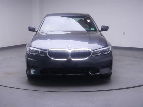 Used 2022 BMW 330e xDrive w/ Convenience Package AWD/4WD image 2