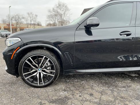 Used 2019 BMW X5 xDrive50i w/ M Sport Package image 12