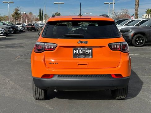 New 2026 Jeep Compass Latitude image 5