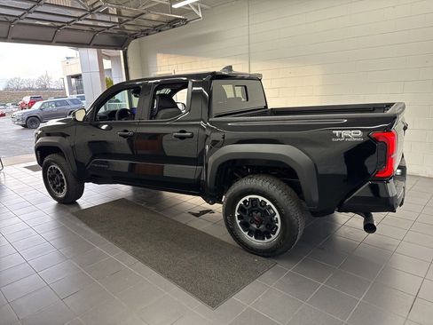 New 2026 Toyota Tacoma TRD Off-Road image 5