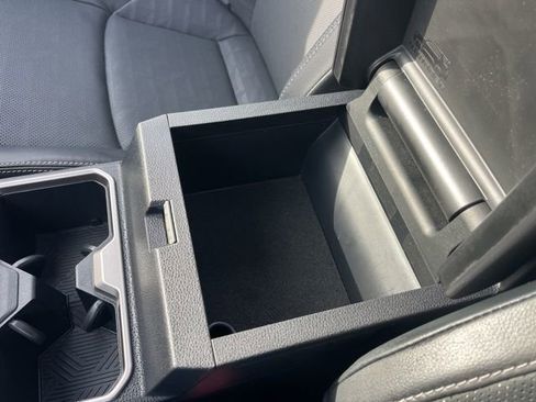 Used 2025 Toyota 4Runner TRD Off-Road Premium image 32