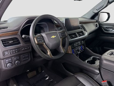 Certified 2023 Chevrolet Tahoe High Country AWD/4WD image 11