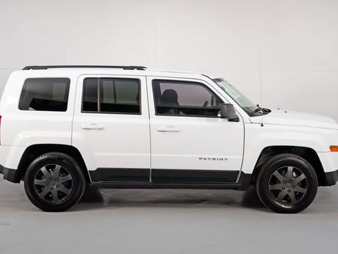 Used 2015 Jeep Patriot Sport w/ Power Value Group image 41