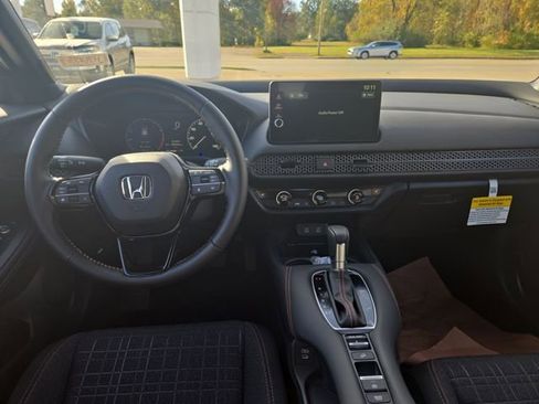 New 2026 Honda HR-V Sport image 12