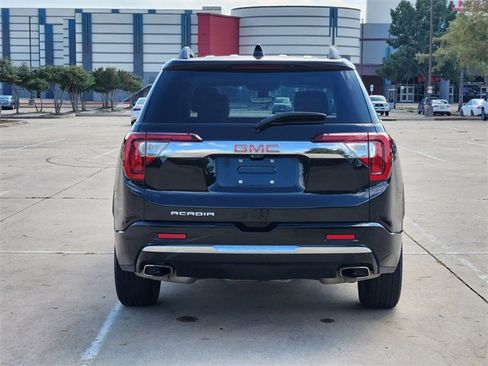 Used 2021 GMC Acadia Denali w/ Denali Technology Package image 6