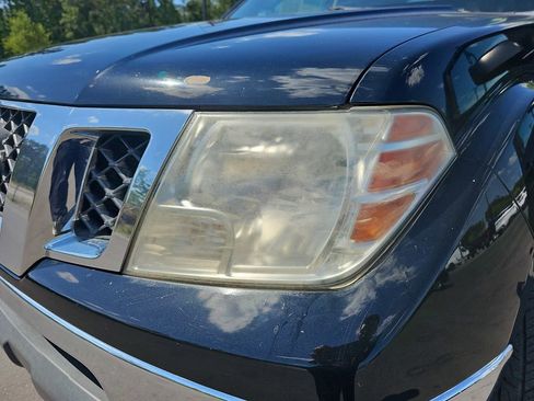 Used 2010 Nissan Frontier SE RWD image 32