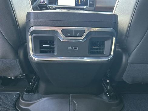 Certified 2025 Chevrolet Silverado 1500 High Country w/ Midnight Edition AWD/4WD image 22