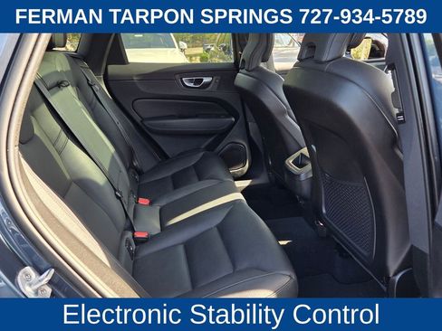 Certified 2024 Volvo XC60 B5 Plus AWD/4WD image 20