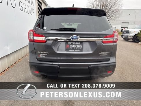 Used 2022 Subaru Ascent Limited w/ Technology Package image 4
