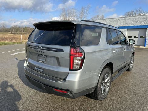 Used 2024 Chevrolet Tahoe Z71 w/ Luxury Package AWD/4WD image 7