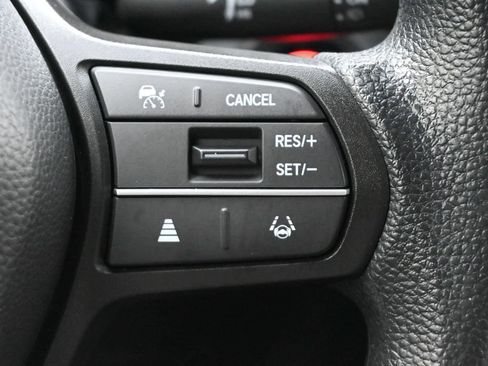 Used 2025 Honda CR-V LX image 7