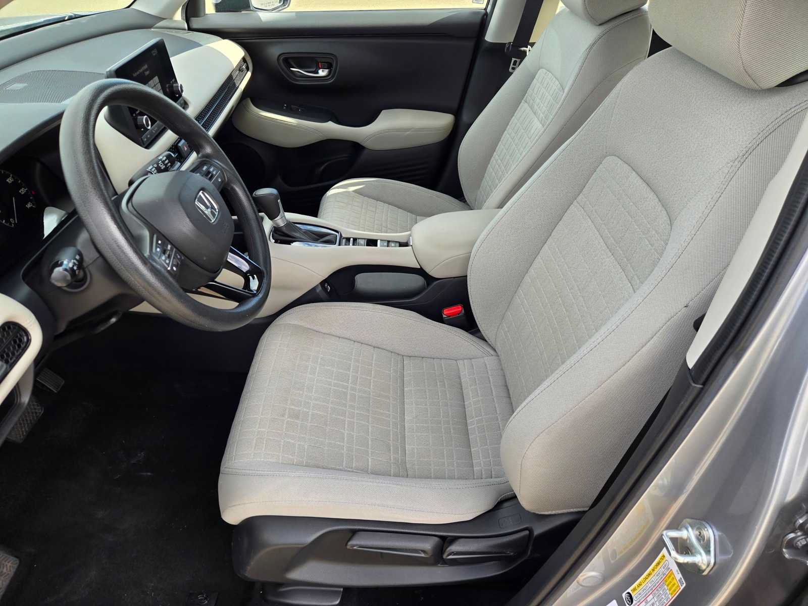 Used 2023 Honda HR-V LX image 14