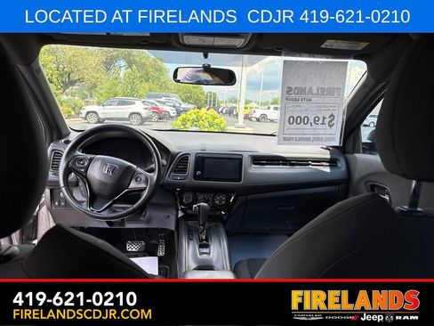 Used 2019 Honda HR-V Sport image 15