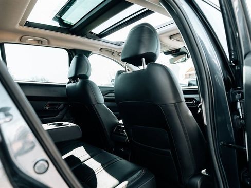 Used 2024 MAZDA CX-50 AWD 2.5 S w/ Premium Plus Pkg image 44