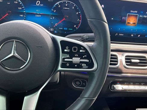 Used 2020 Mercedes-Benz GLS 450 4MATIC image 22