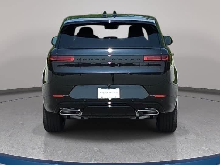 New 2026 Land Rover Range Rover Sport Dynamic SE AWD/4WD image 6