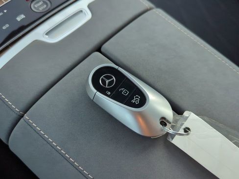 Used 2023 Mercedes-Benz EQS 580 580 image 55