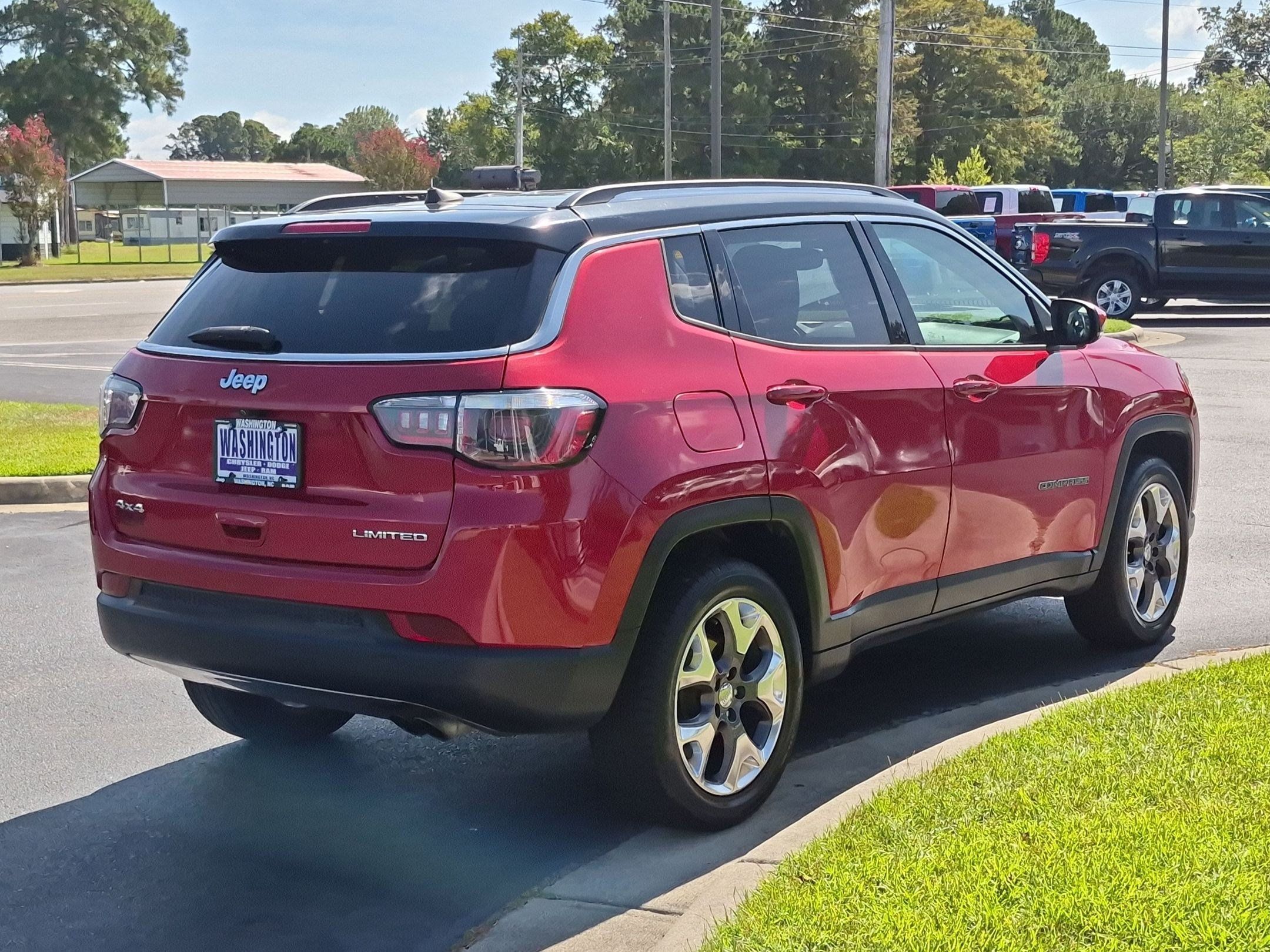 Used 2018 Jeep Compass Limited w/ Navigation Group AWD/4WD image 5