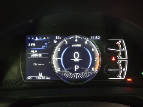 Used 2022 Lexus ES 350 Ultra Luxury image 27