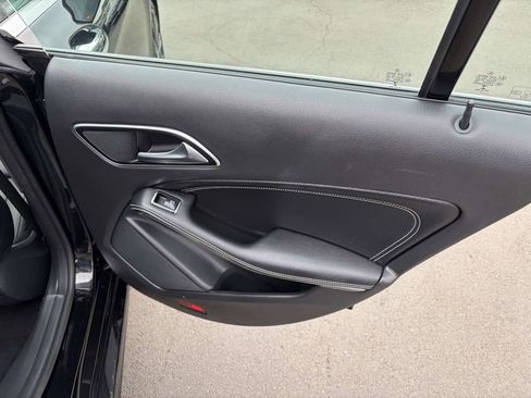 Used 2018 Mercedes-Benz CLA 250 4MATIC image 24
