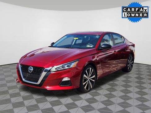 Certified 2022 Nissan Altima 2.0 SR image 2