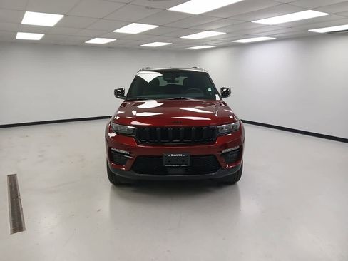 New 2025 Jeep Grand Cherokee Limited image 3