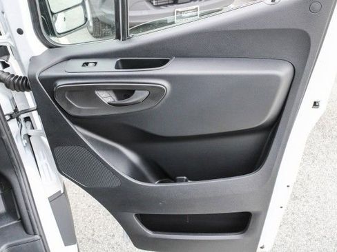 New 2025 Mercedes-Benz Sprinter 2500 image 21