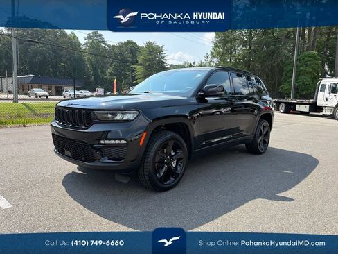 Used 2023 Jeep Grand Cherokee Limited w/ Luxury Tech Group II AWD/4WD image 1
