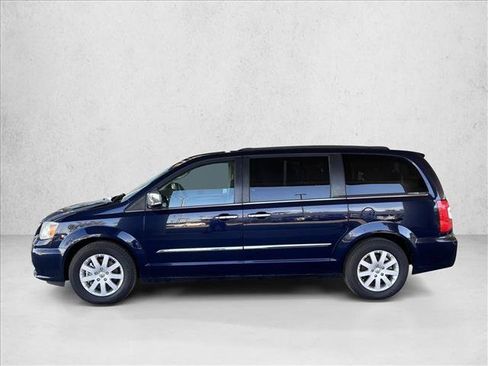 Used 2012 Chrysler Town & Country Touring-L w/ Entertainment Group #2 FWD image 2