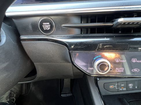 Certified 2025 Kia K5 GT-Line image 34