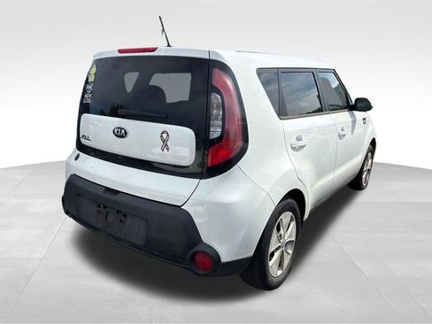Used 2015 Kia Soul FWD image 3