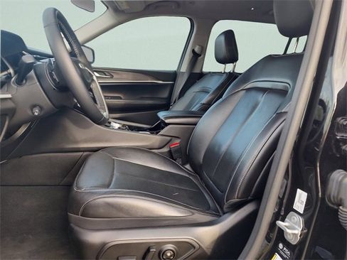 Used 2022 Jeep Grand Cherokee L Limited w/ Luxury Tech Group II image 30