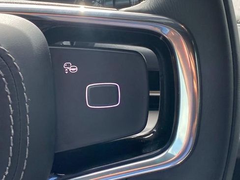 New 2026 Lincoln Navigator L Reserve AWD/4WD image 16