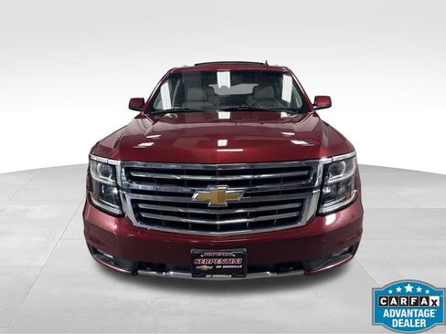 Used 2020 Chevrolet Tahoe LT w/ Luxury Package AWD/4WD image 2