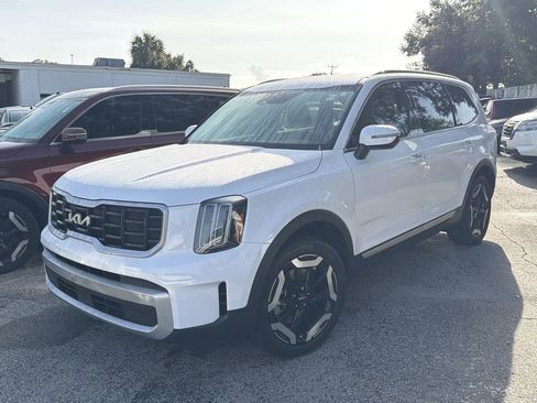 Used 2024 Kia Telluride S w/ S Sunroof Package image 8