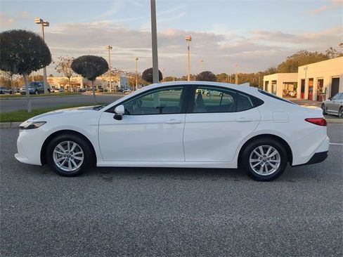 Certified 2025 Toyota Camry LE image 7