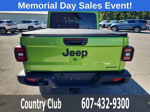 Used 2026 Jeep Gladiator Sport AWD/4WD image 7