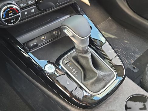 Used 2025 Kia Soul EX image 29