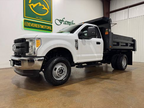 Used 2017 Ford F350 XL w/ Power Equipment Group AWD/4WD image 3
