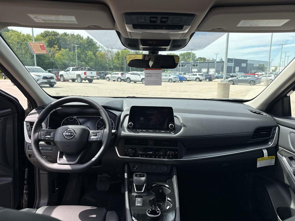 New 2026 Nissan Rogue Dark Armor AWD/4WD image 28