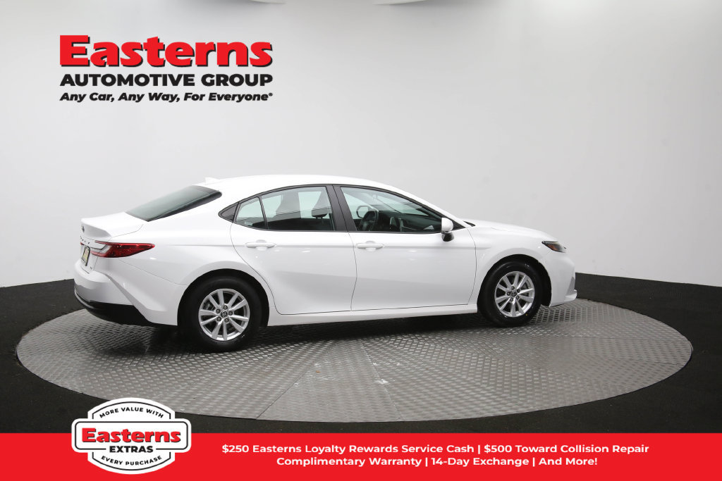 Used 2025 Toyota Camry LE FWD image 42