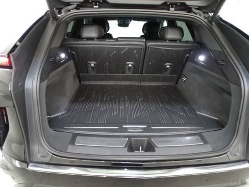 Certified 2024 Cadillac Lyriq Luxury w/ LPO, Floor Liner Package AWD/4WD image 20