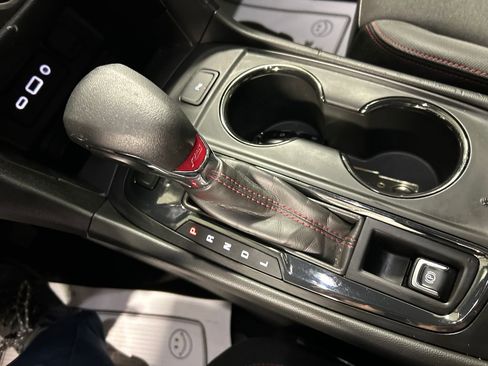 Used 2022 Chevrolet Equinox RS image 20