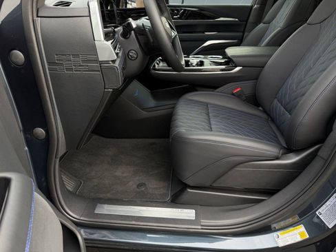 New 2026 Cadillac Escalade IQ Luxury 1 image 4