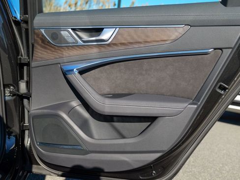 Used 2020 Audi S6 Premium Plus w/ S Sport Package image 27