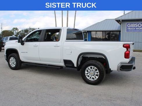 Used 2025 Chevrolet Silverado 2500 LT AWD/4WD image 7